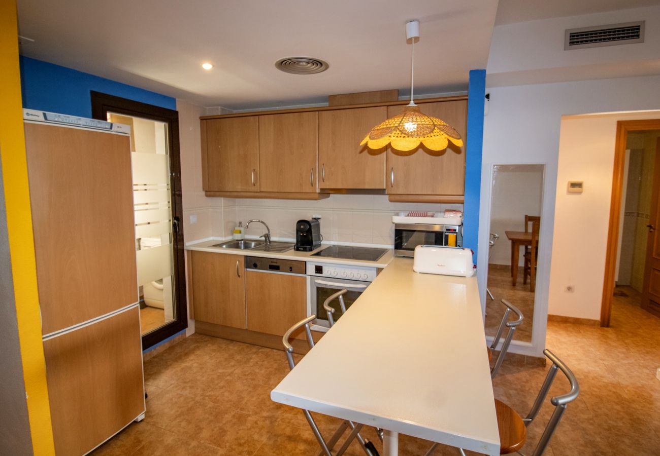 Apartment in Alcocebre / Alcossebre - Bajo con terraza y piscina PLAYA CARGADOR