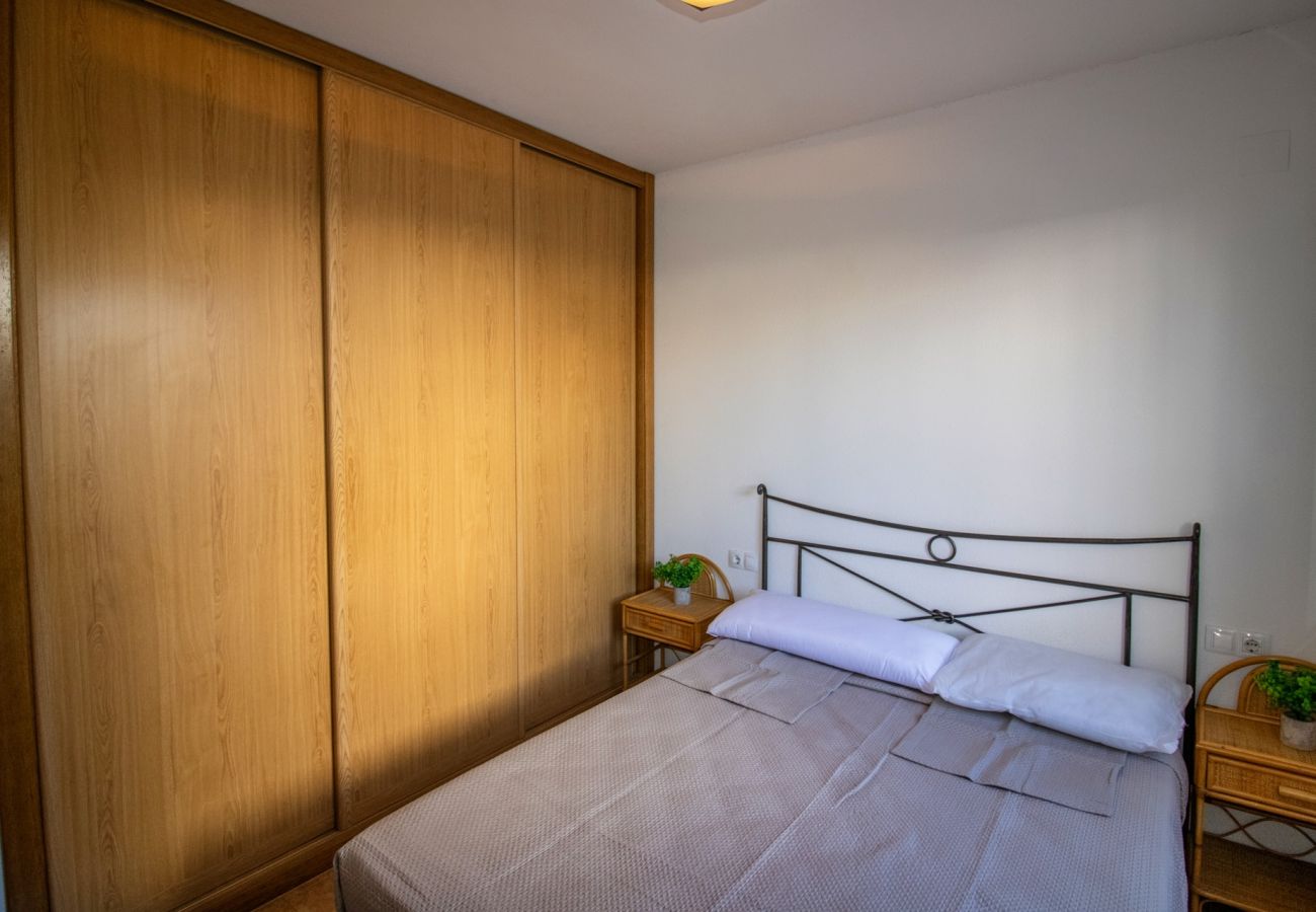 Apartment in Alcocebre / Alcossebre - Bajo con terraza y piscina PLAYA CARGADOR