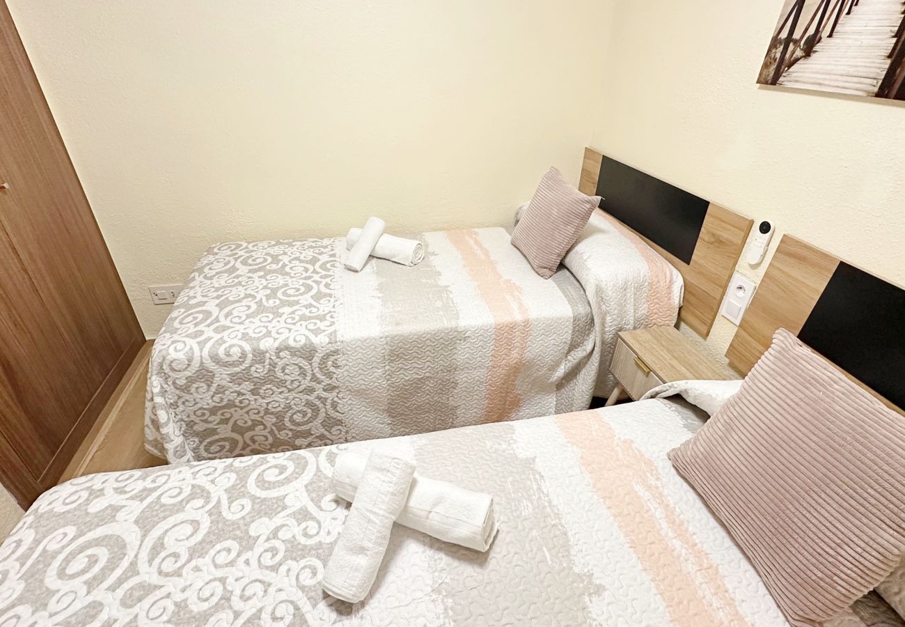 Apartment in Gandía - ZEUS Bajo - A