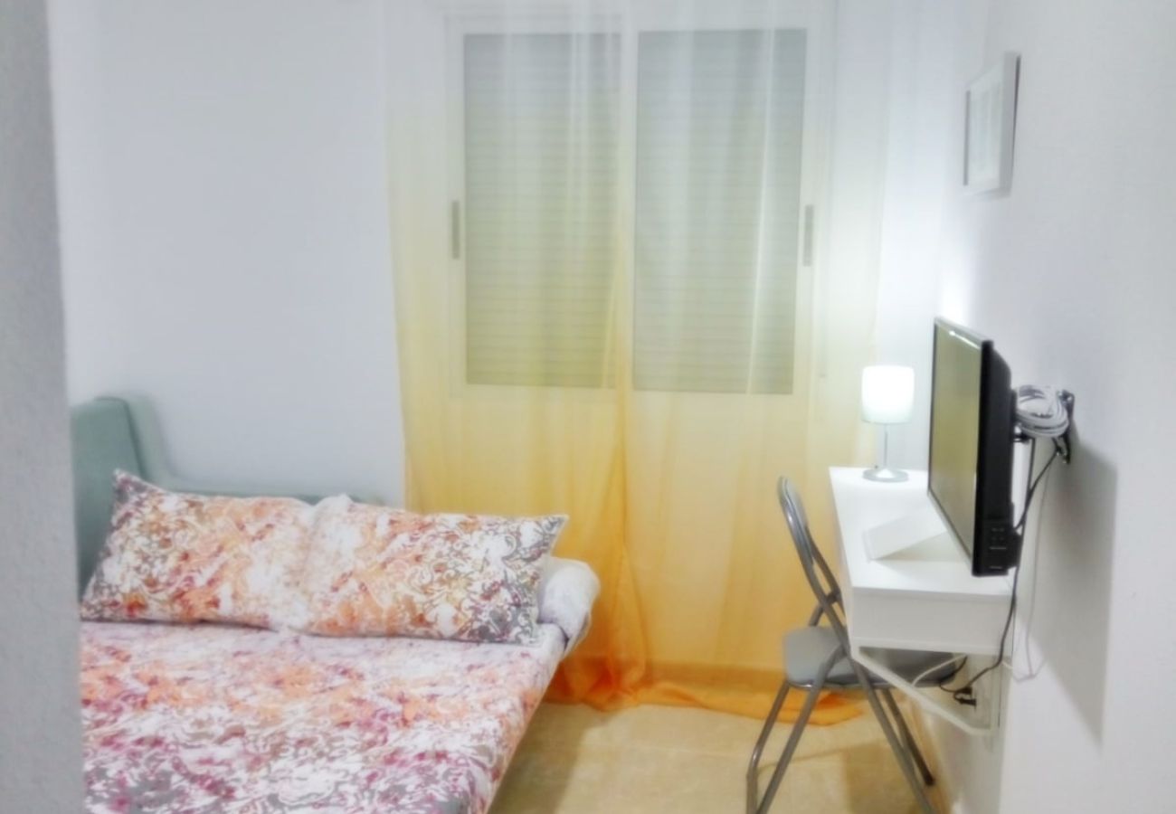 Apartment in Oliva - FAMILY HOUSE - POLIGONO 4 14/16 Apartment in Oliva - FAMILY HOUSE - POLIGONO 4 14/16