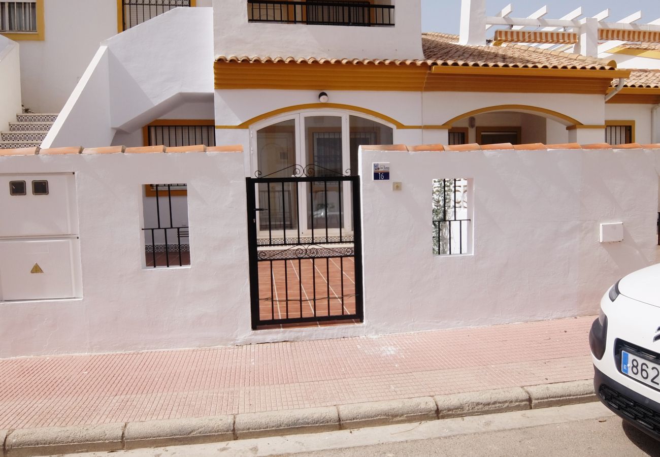 Apartment in Oliva - FAMILY HOUSE - POLIGONO 4 14/16 Apartment in Oliva - FAMILY HOUSE - POLIGONO 4 14/16