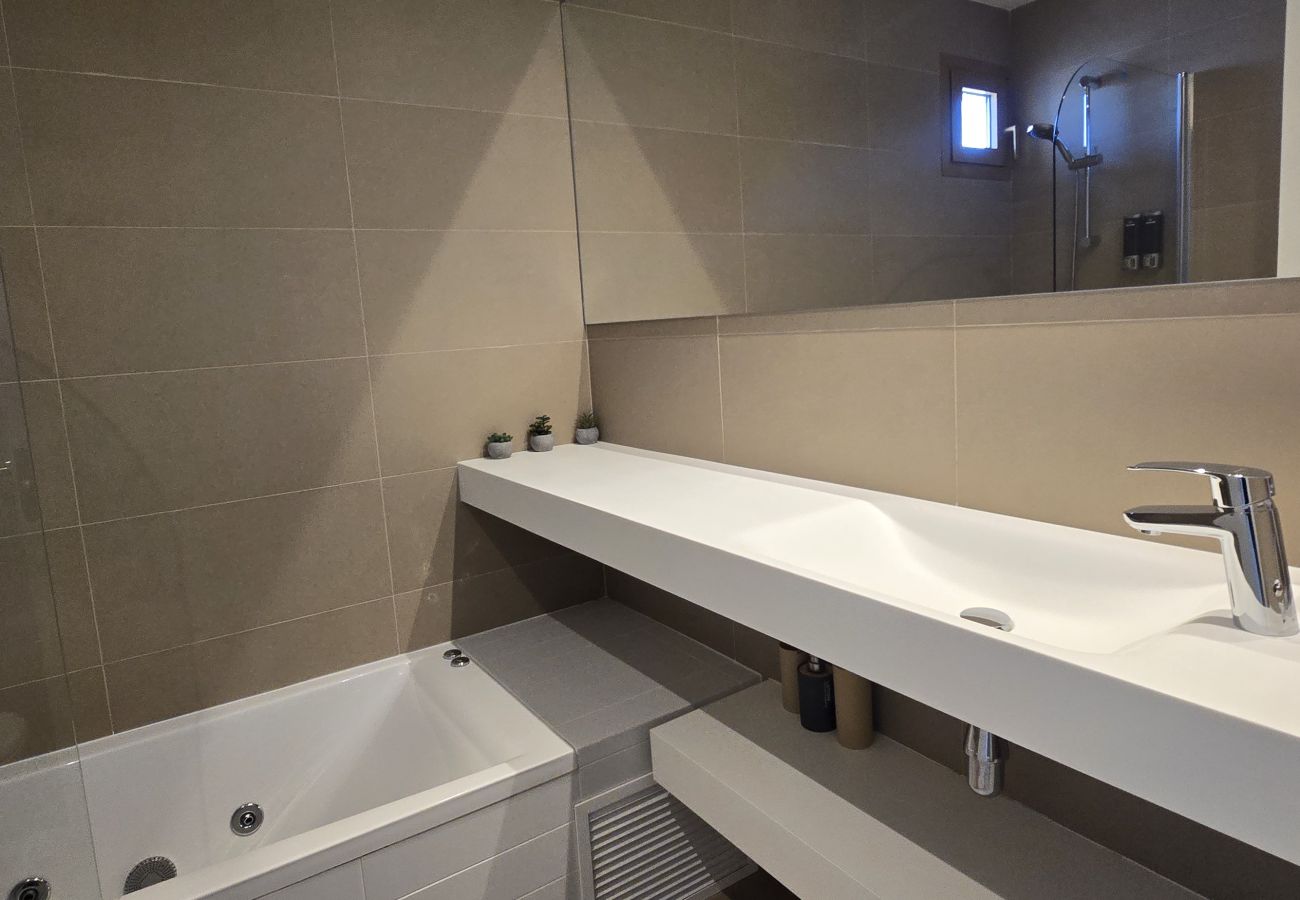 Apartment in Benidorm - INTEMPO 33 A T1