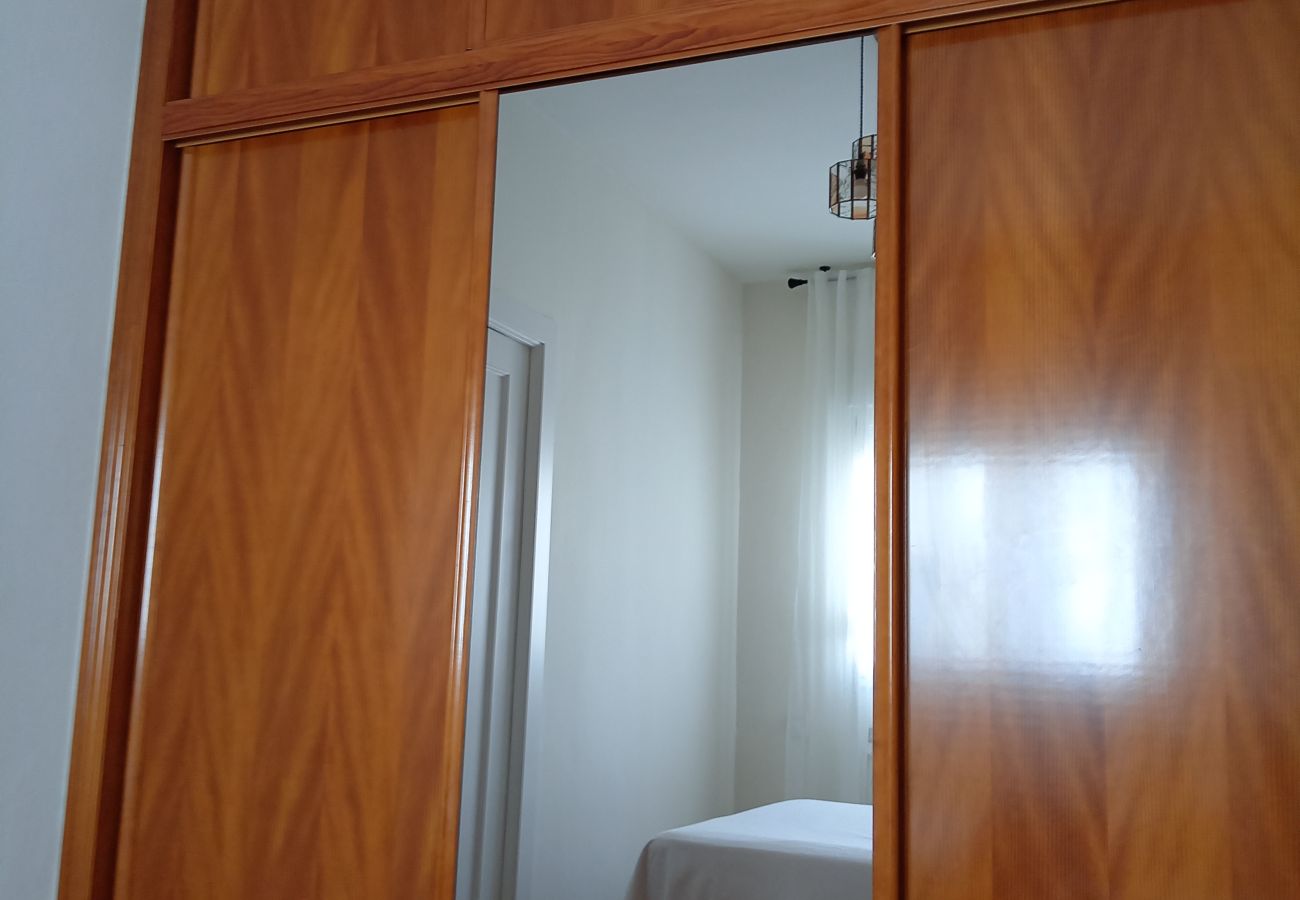 Apartment in Gijón - 1A155 Apartamento en Gijón para 7 Pax