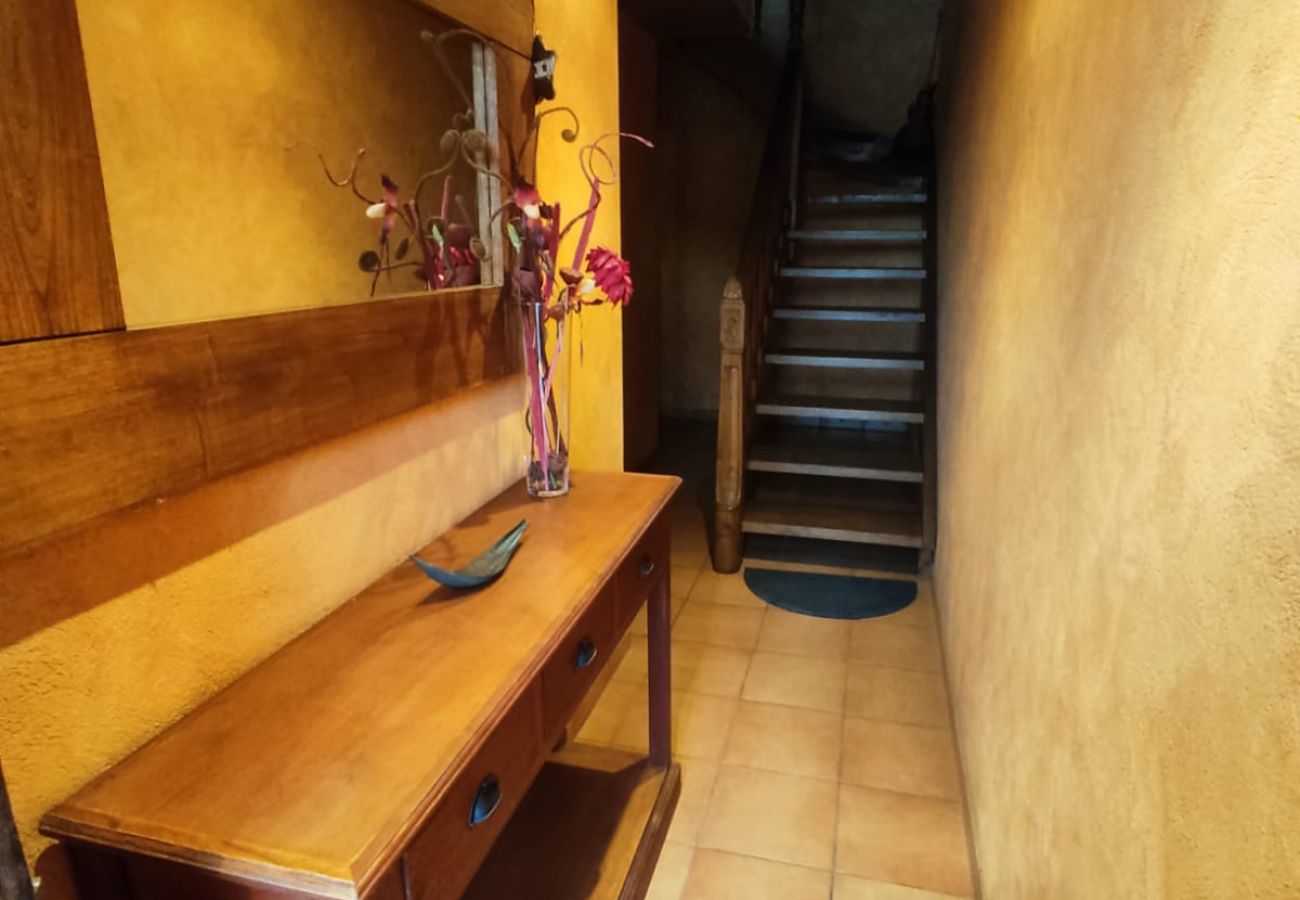 Terraced House in Armentera - CASA FLUVIANETS