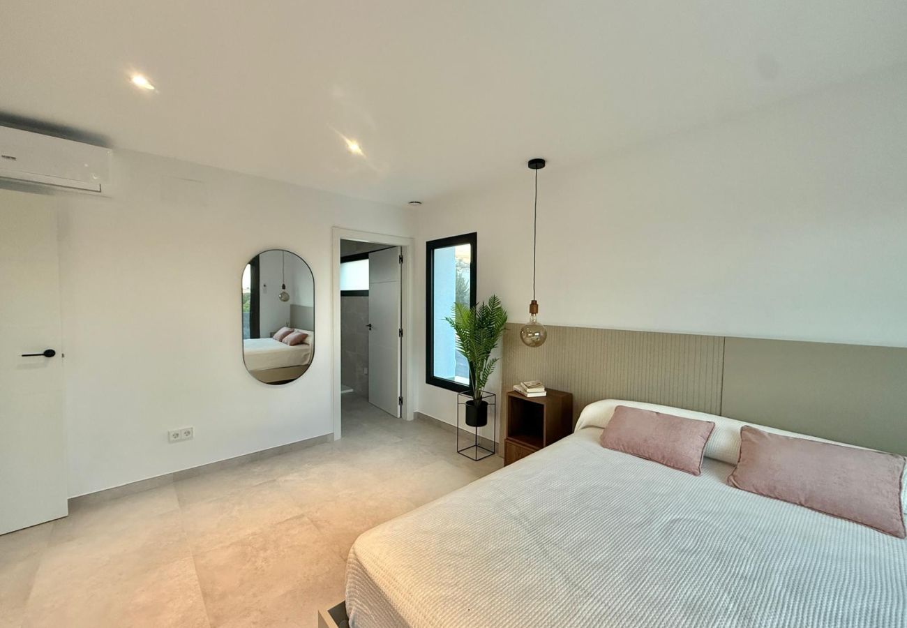 Villa in Calpe / Calp - AT355 VALLESA II