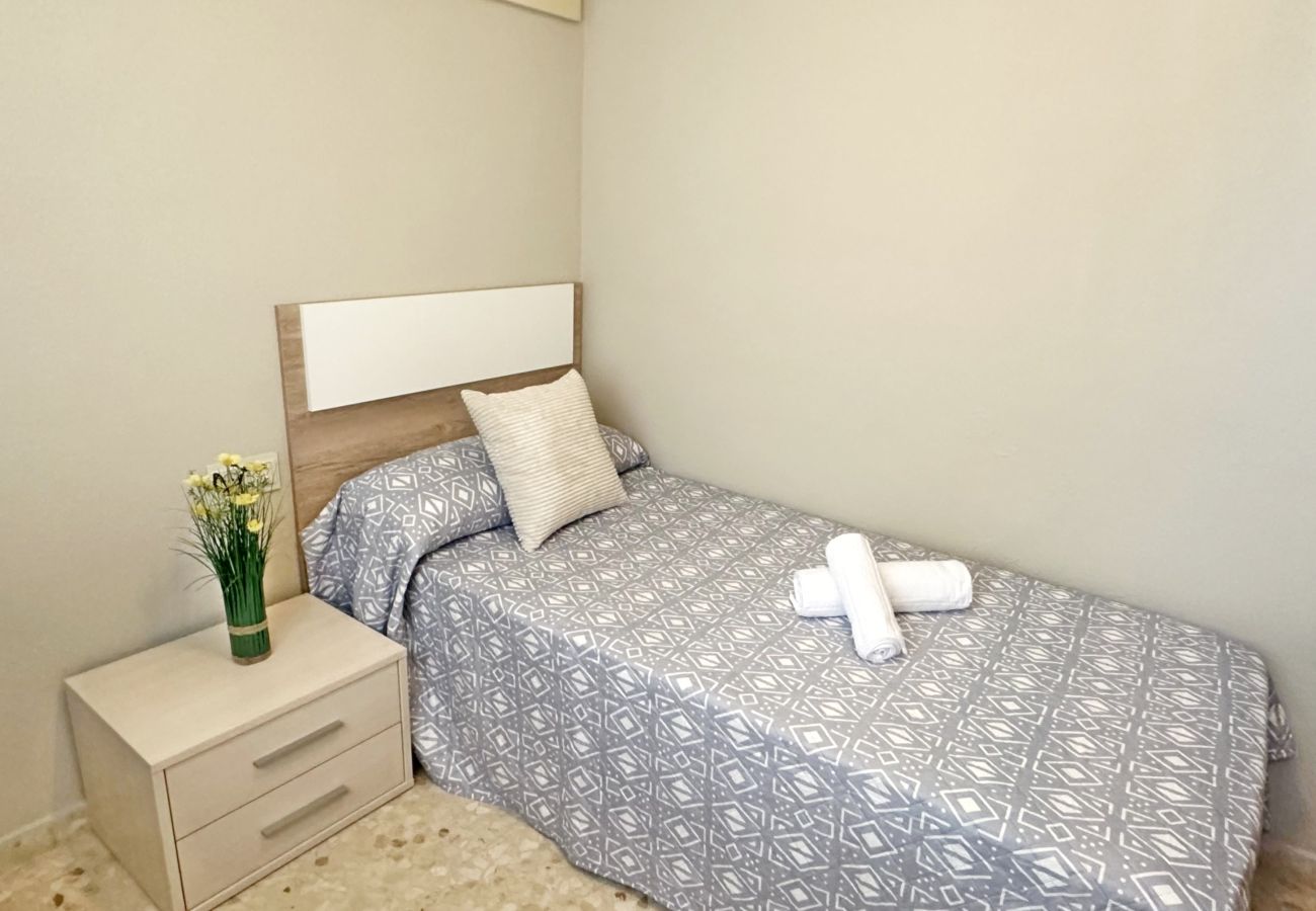 Apartment in Gandía - GOLETA IV - 3ª - 8º - IZQ