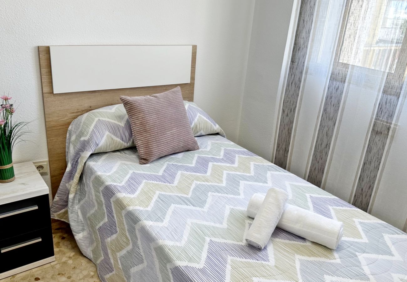 Apartment in Gandía - GOLETA IV - 3ª - 8º - IZQ