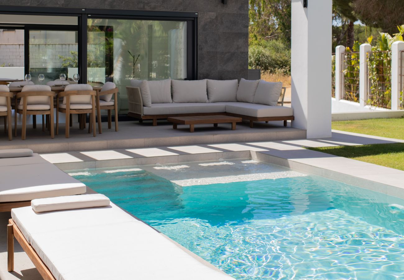 Chalet in Chiclana de la Frontera - R278 Chalet Martiniano