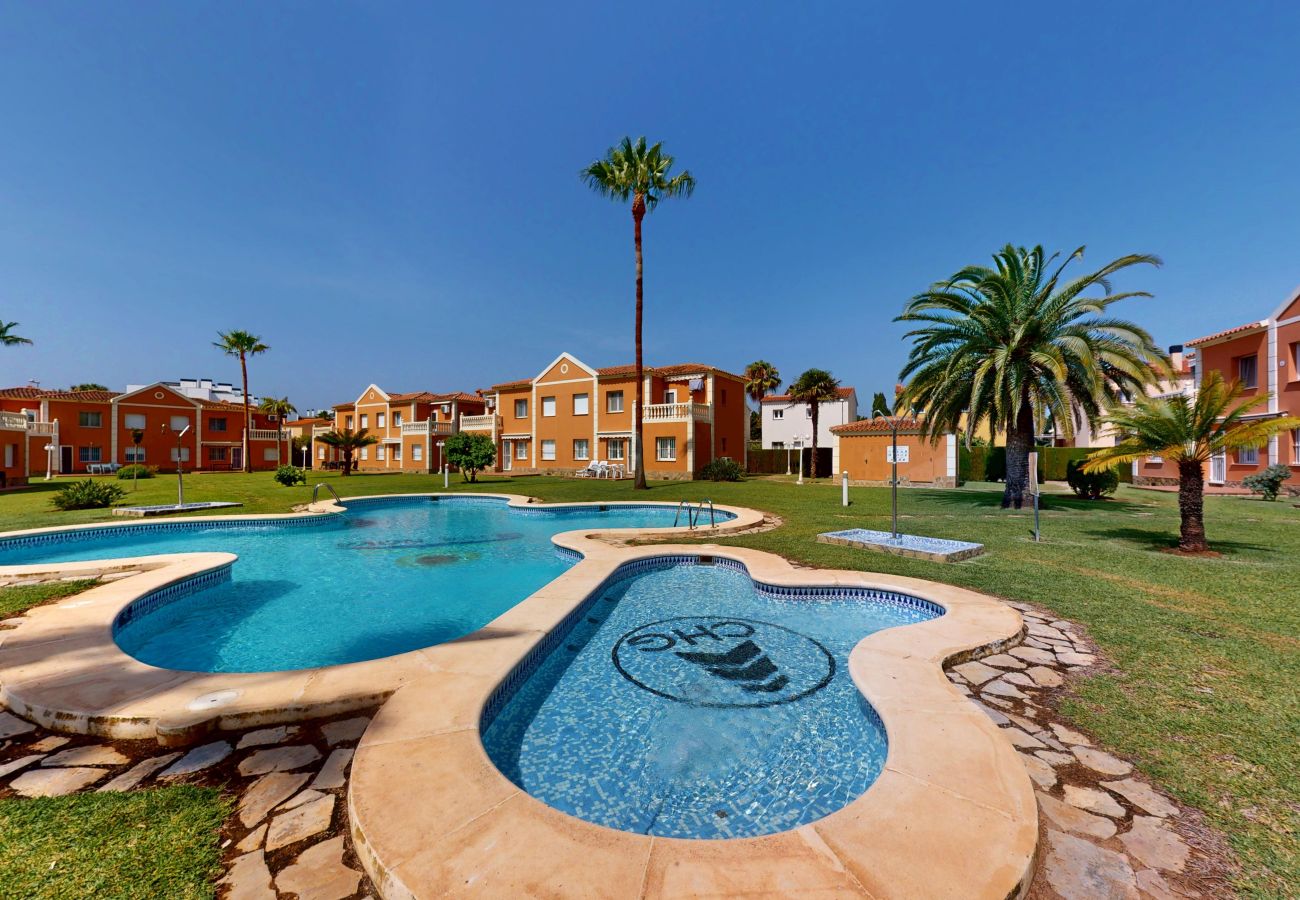 Apartment in Oliva - Club Sevilla VI 15A