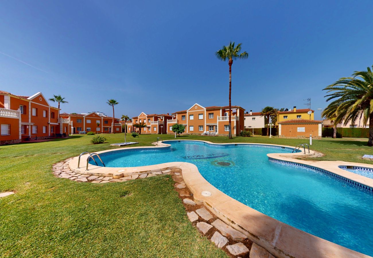 Apartment in Oliva - Club Sevilla VI 15A