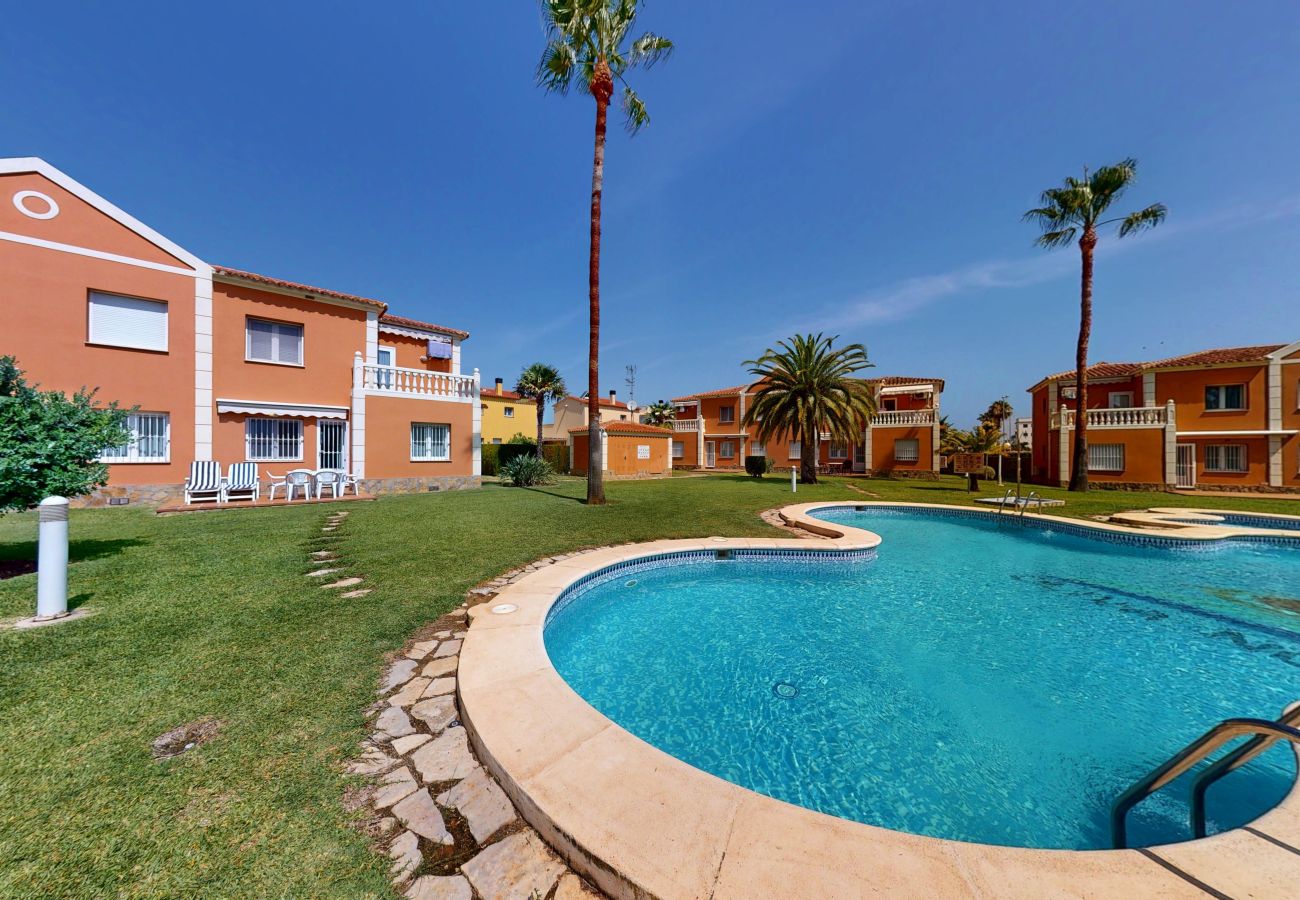 Apartment in Oliva - Club Sevilla VI 15A