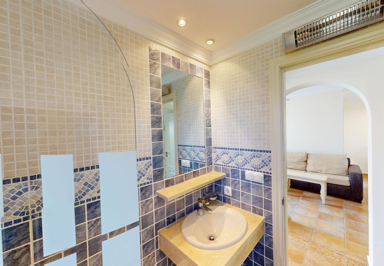 Apartment in Oliva - Club Sevilla VI 15A