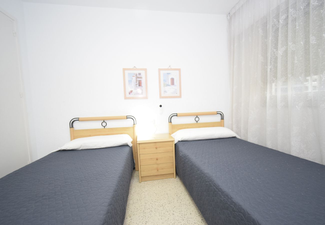 Apartment in Benidorm - FLECHA 13D (3 DORMITORIOS)