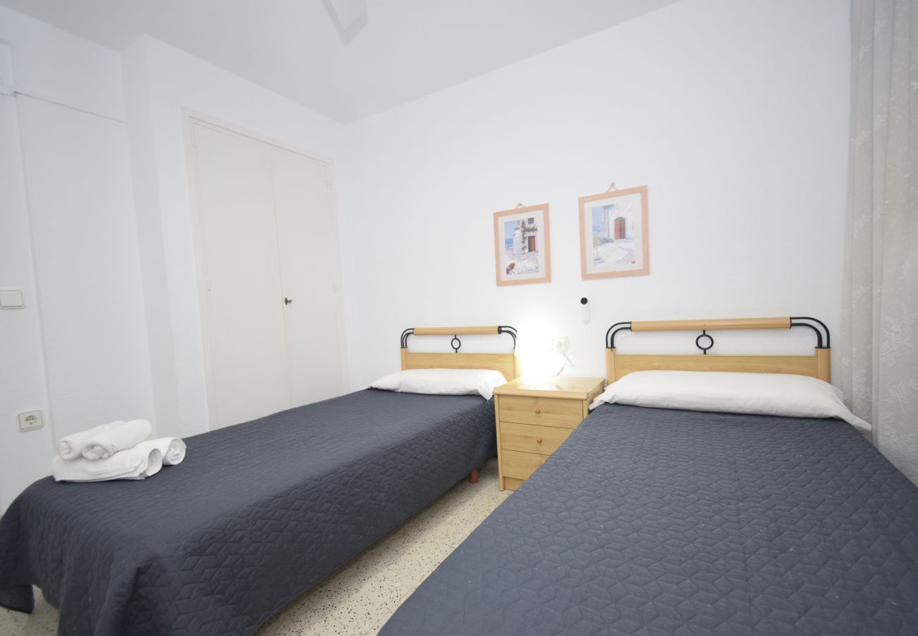 Apartment in Benidorm - FLECHA 13D (3 DORMITORIOS)