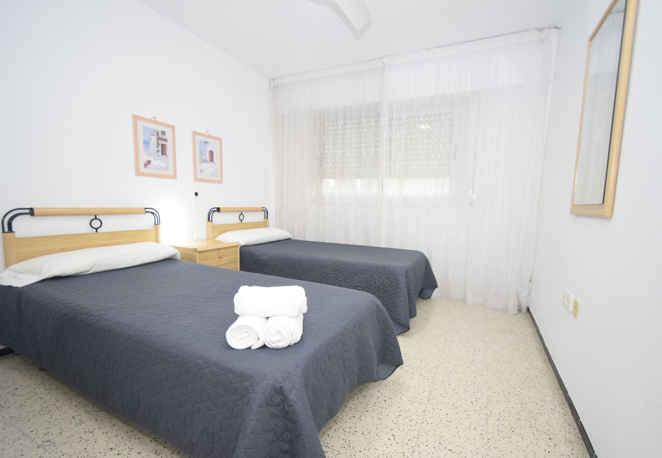 Apartment in Benidorm - FLECHA 13D (3 DORMITORIOS)