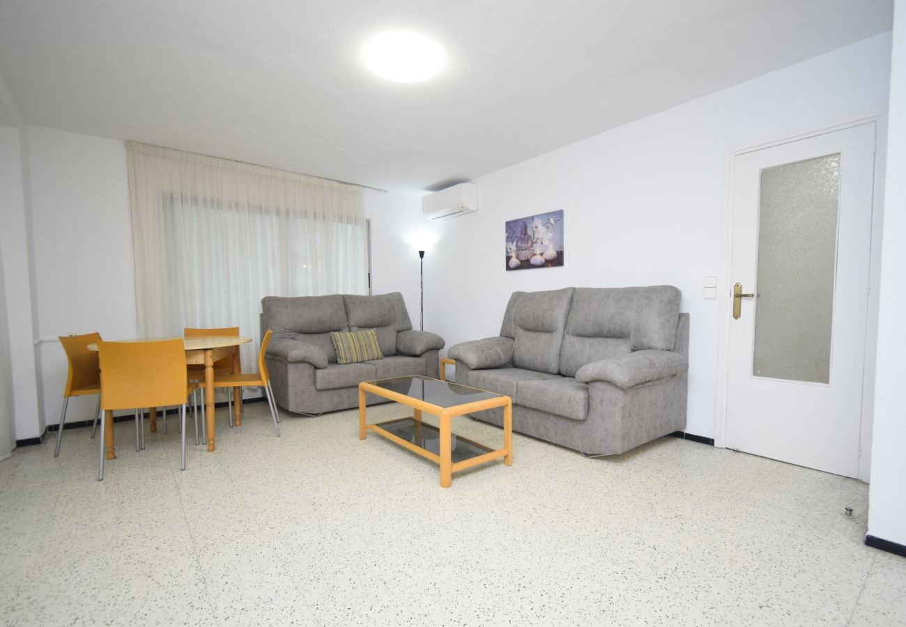 Apartment in Benidorm - FLECHA 13D (3 DORMITORIOS)