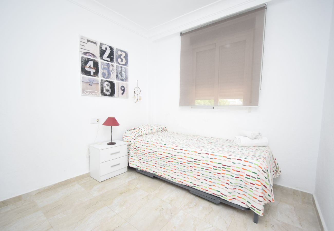 Apartment in Benidorm - ALLONAYA D 2-6