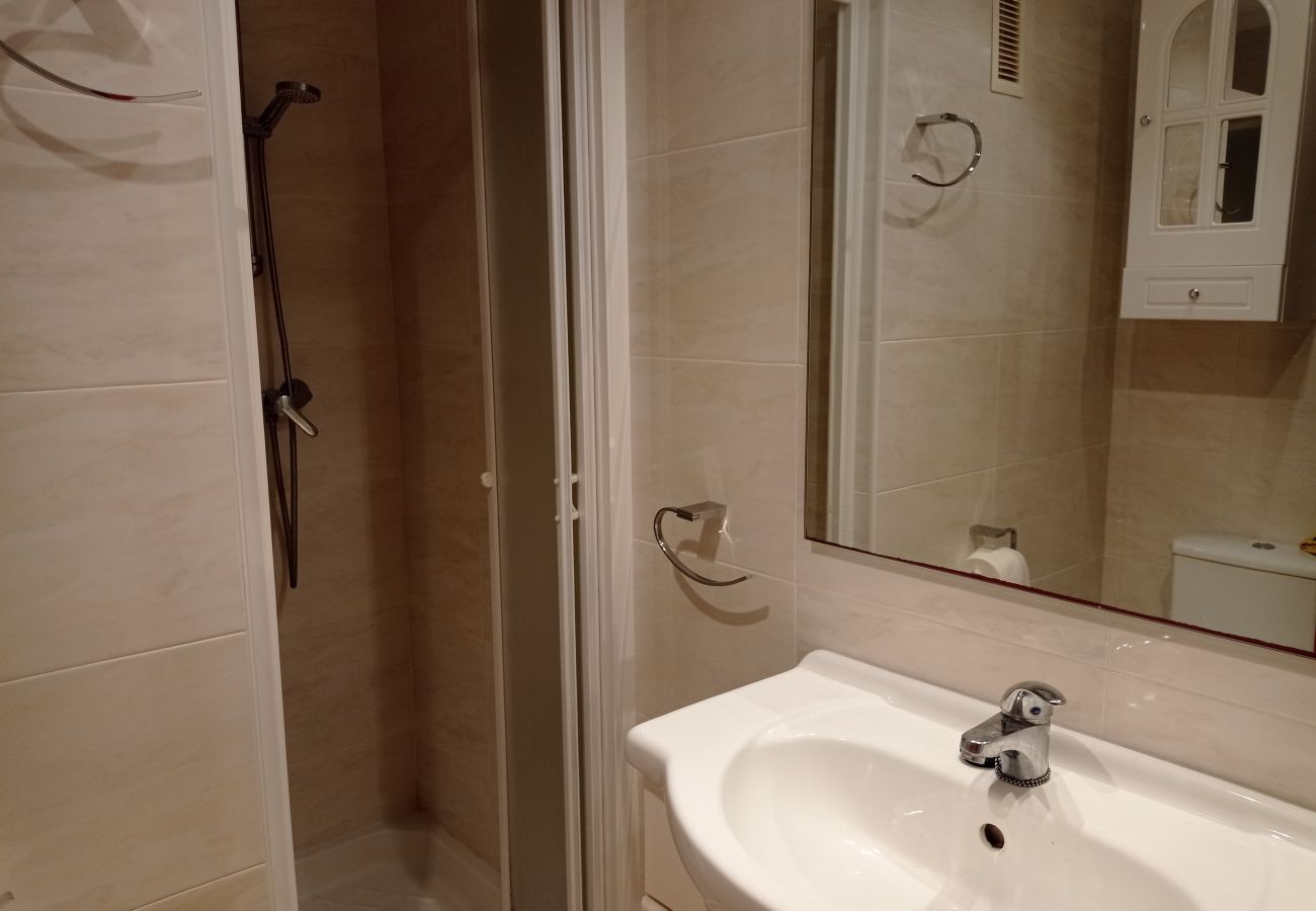 Apartment in Playa de Gandía - 1.Bahamas I esc.II 8º pta.15