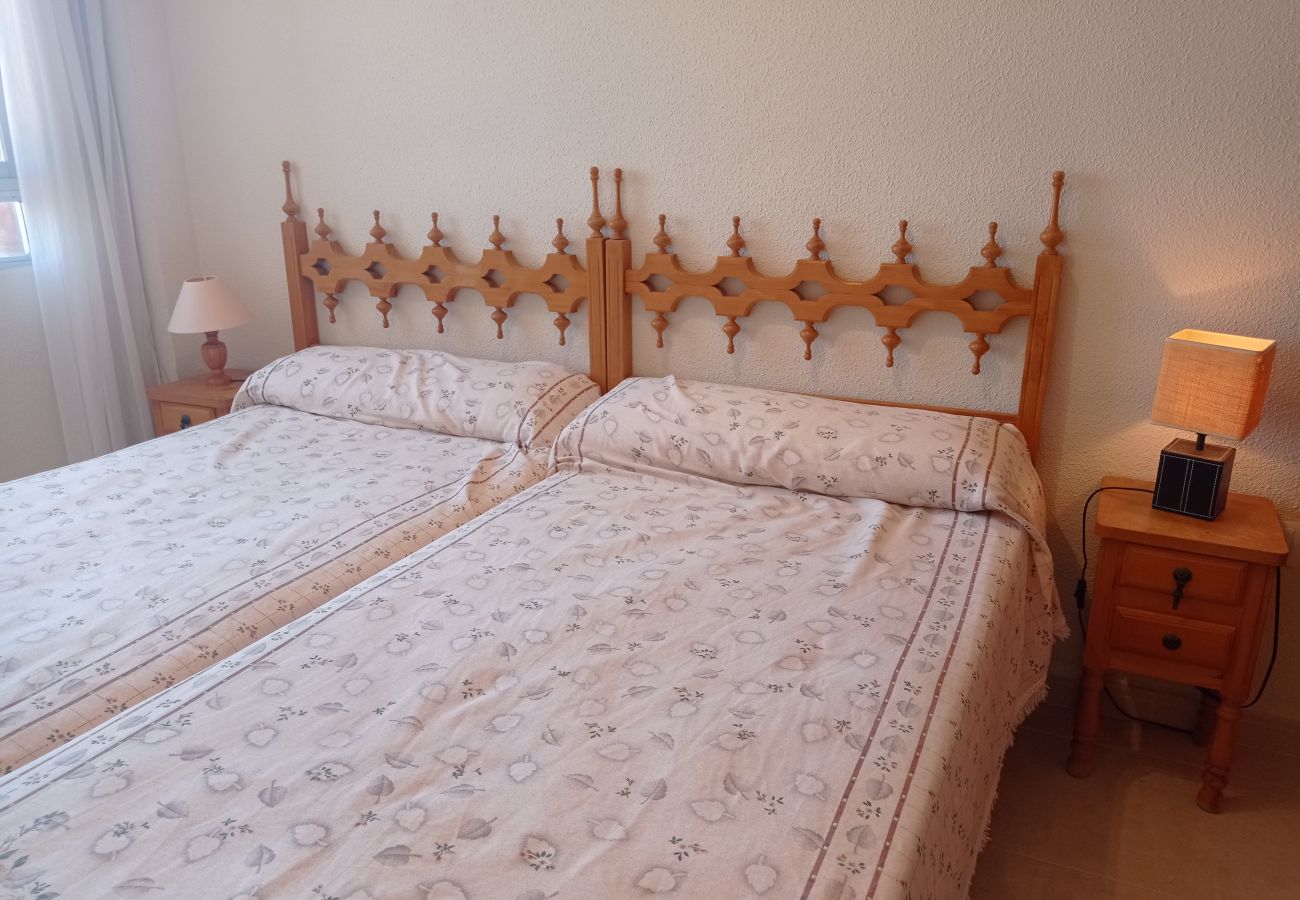 Apartment in Playa de Gandía - 1.Bahamas I esc.II 8º pta.15