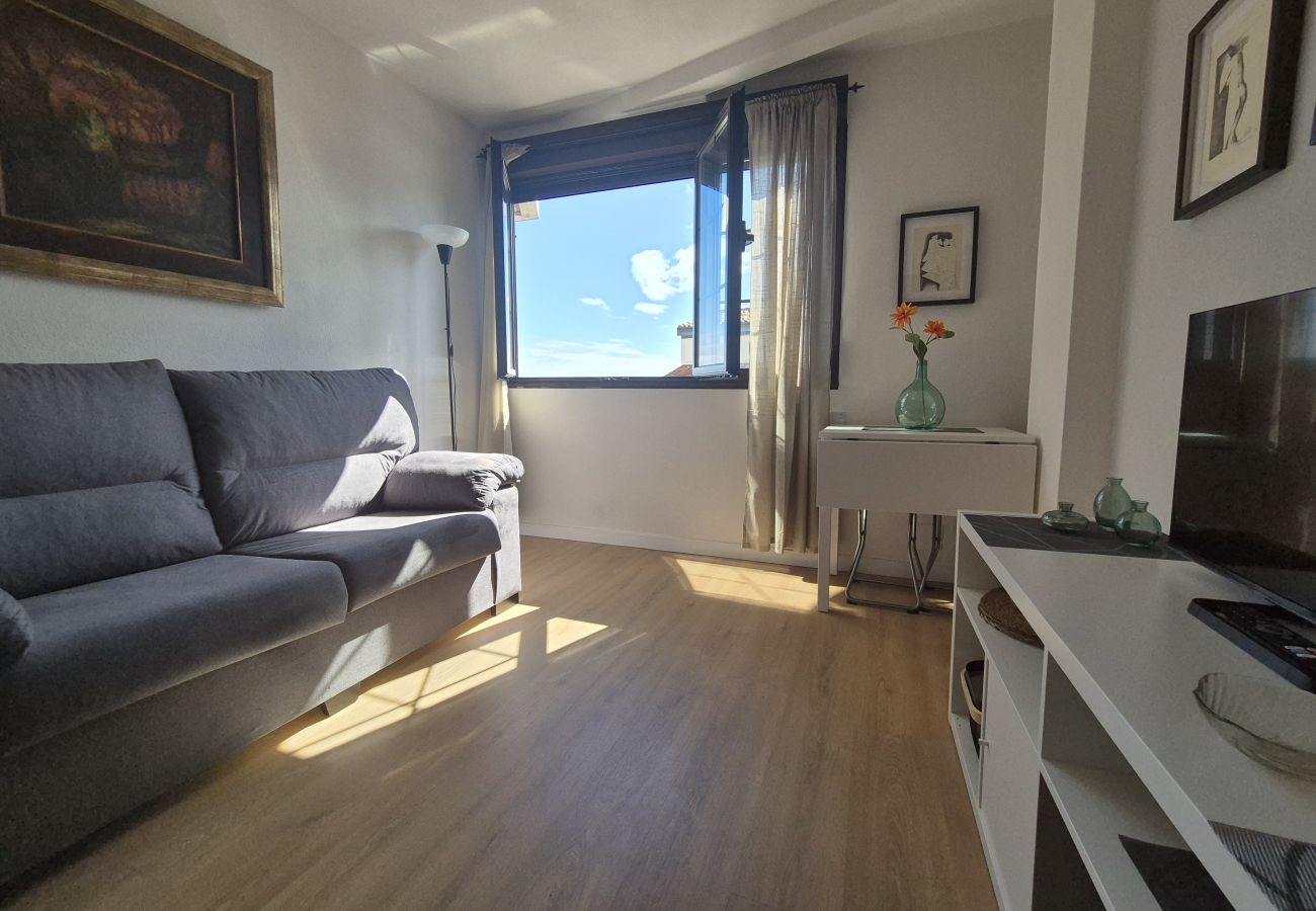 Apartment in Lastres - 14A11 Apartamento con vistas en Lastres