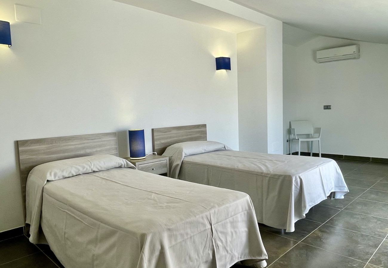 Apartment in Estartit - DARSENA B 3-4 2304