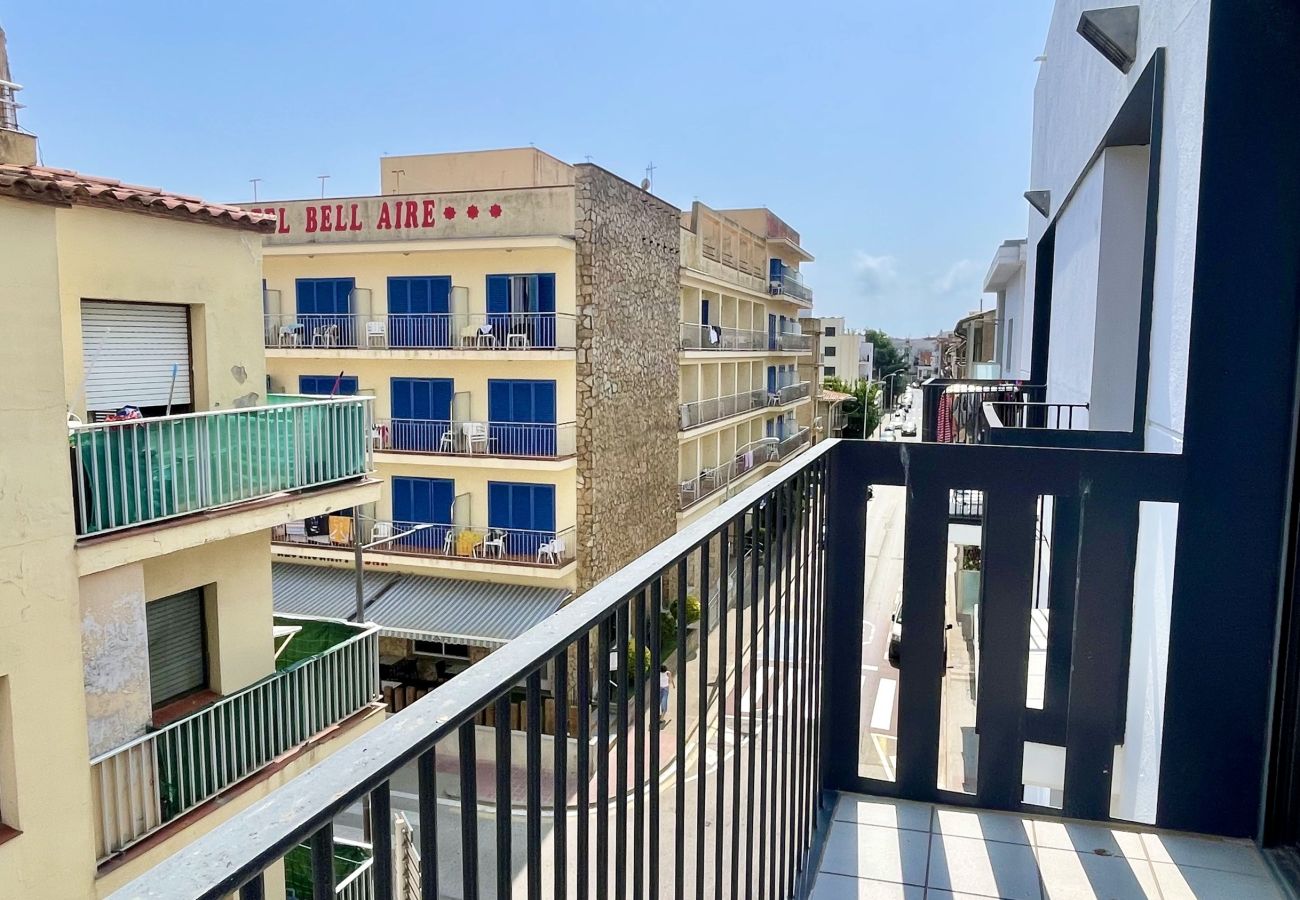 Apartment in Estartit - DARSENA B 3-4 2304