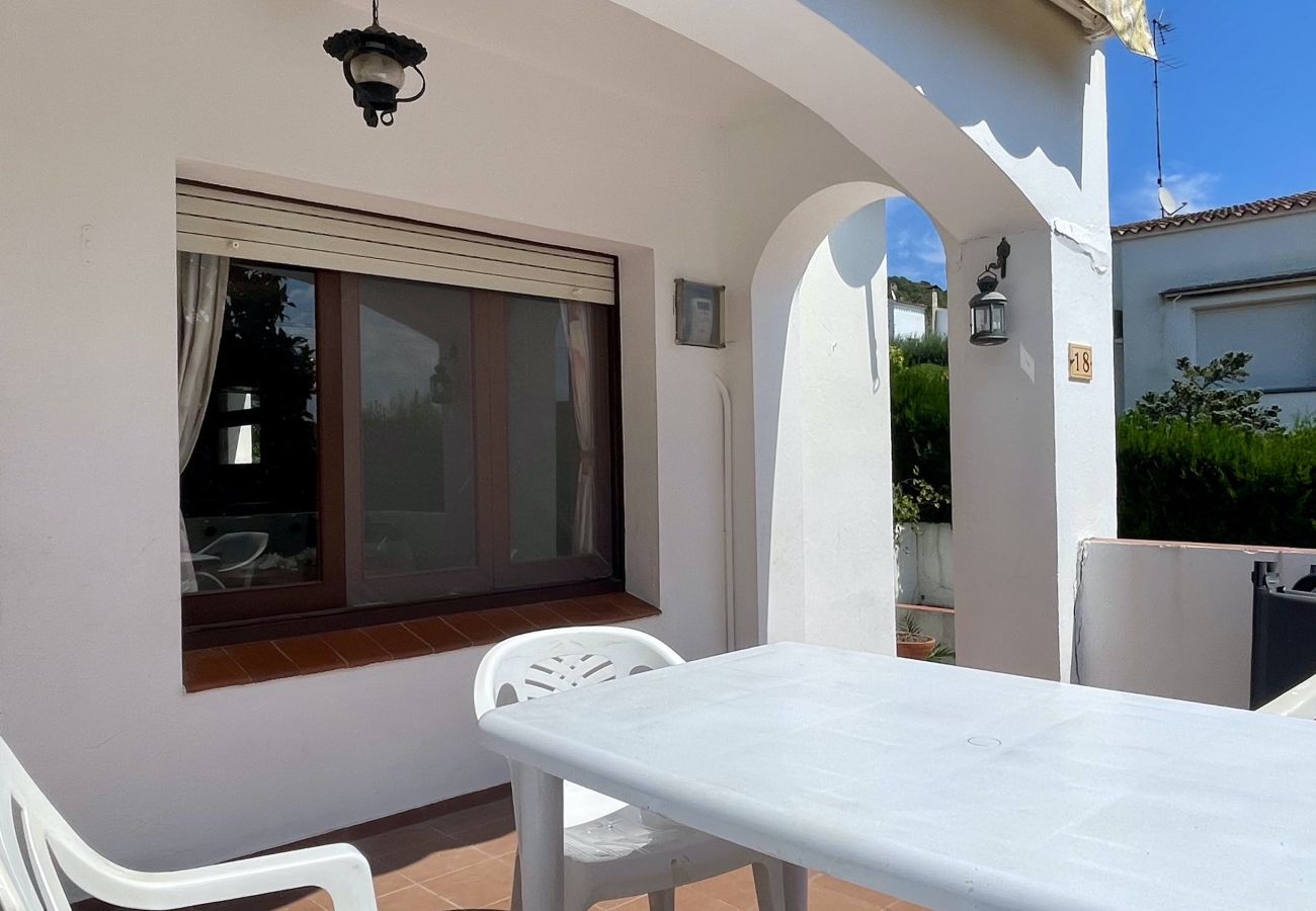 House in Estartit - VILLA DULCE VIDA