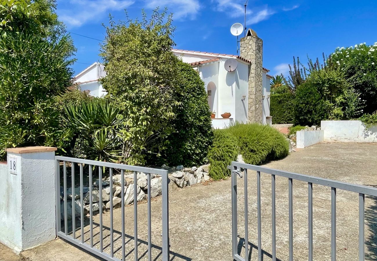 House in Estartit - VILLA DULCE VIDA