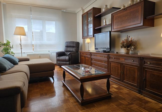 Apartment in Gijón - 1A159 Alquiler DE TERMPORADA 3 dormitorios