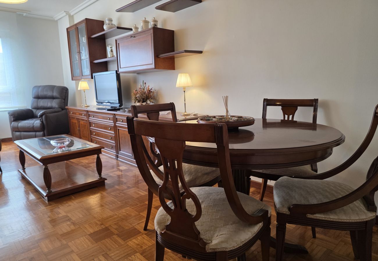 Apartment in Gijón - 1A159 Alquiler DE TERMPORADA 3 dormitorios