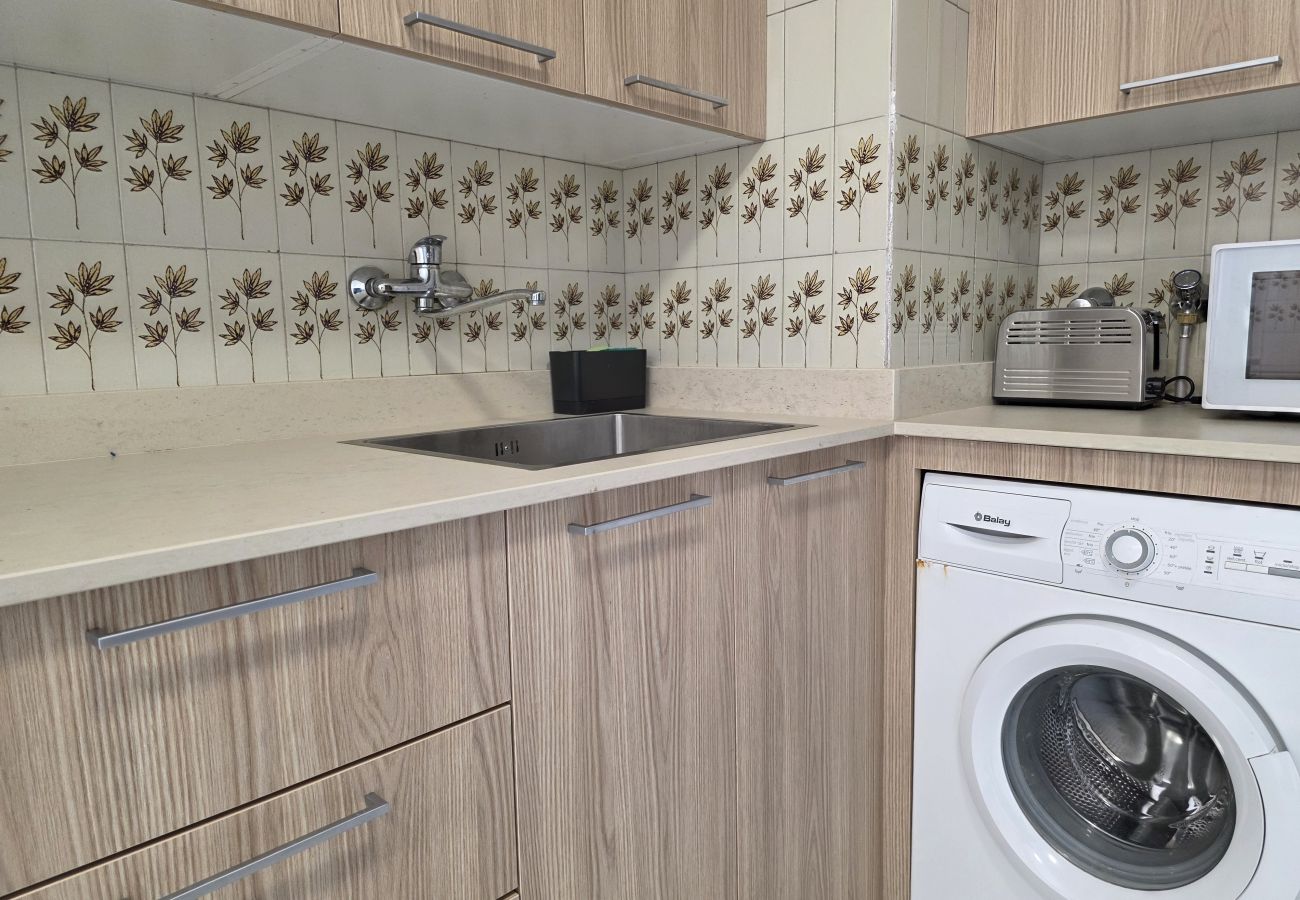 Apartment in Gijón - 1A159 Alquiler DE TERMPORADA 3 dormitorios