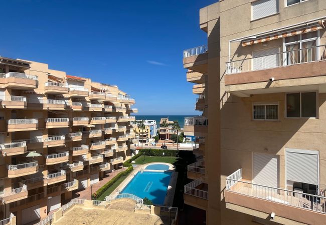 Apartment in Xeraco Playa - Parquemar III-IV bl.III 4º pta.11 (G 133)