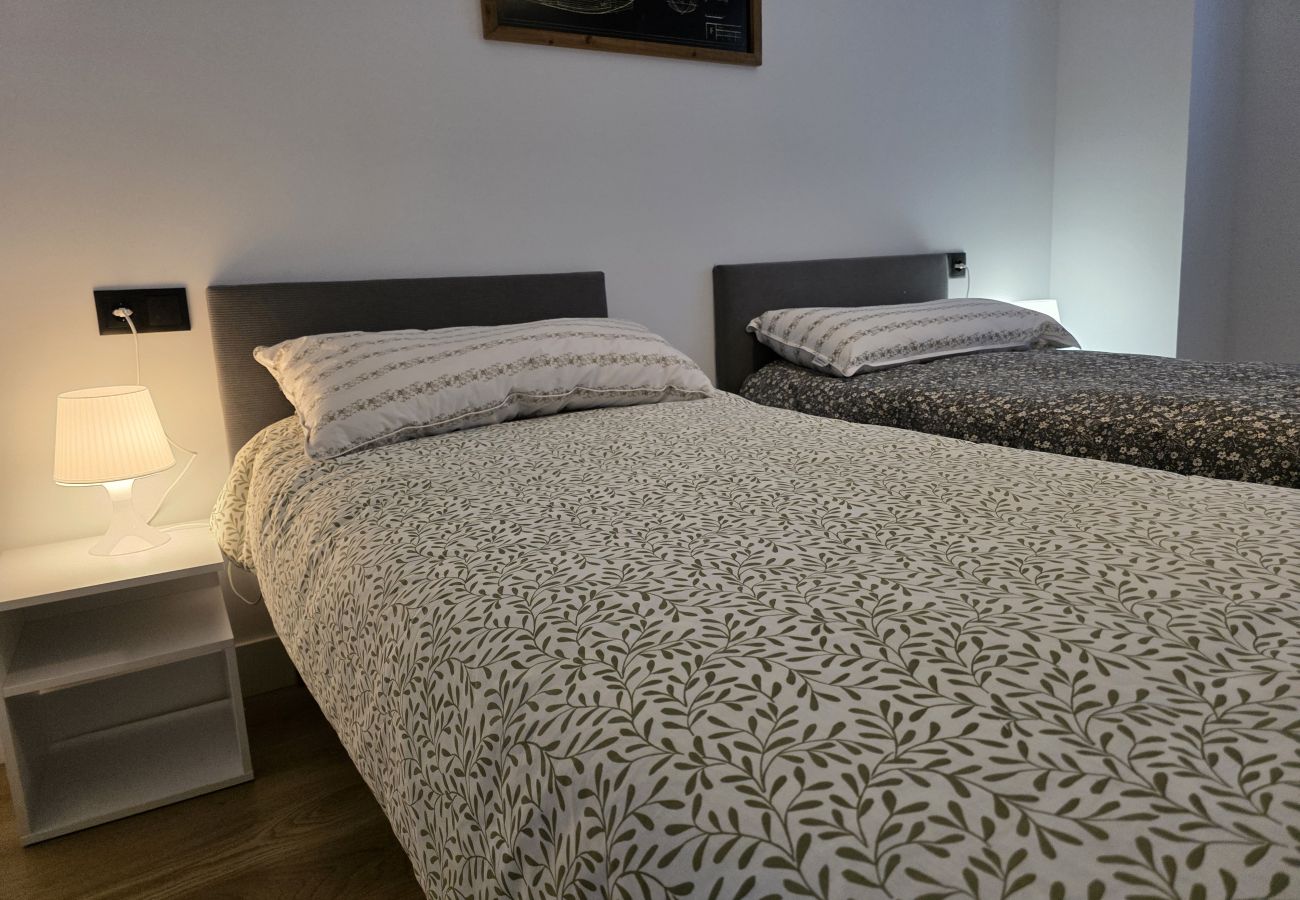 Apartment in Gijón - 1A160 ALQUILER DE TEMPORADA