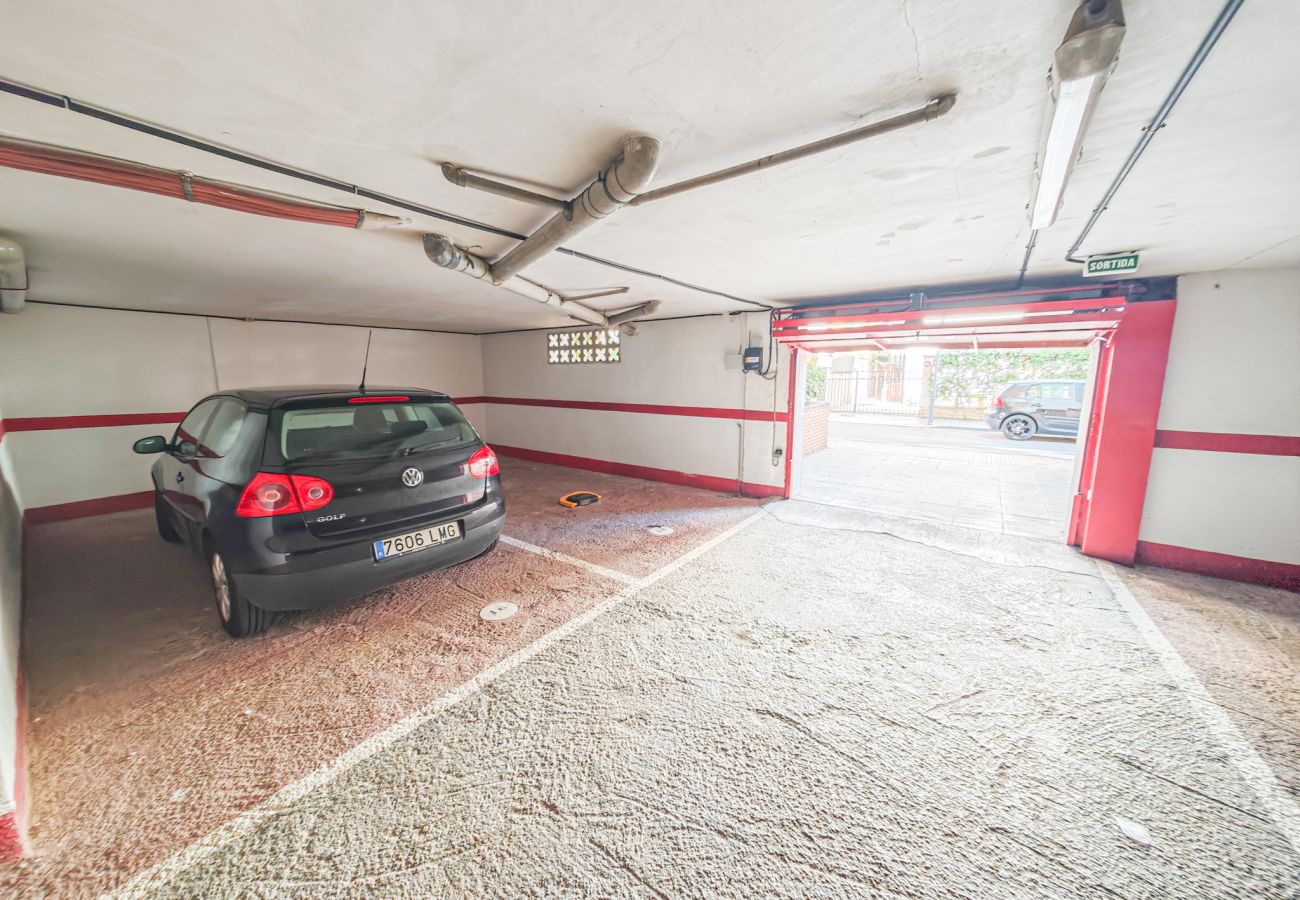 Apartment in Salou - LES COLUMNES