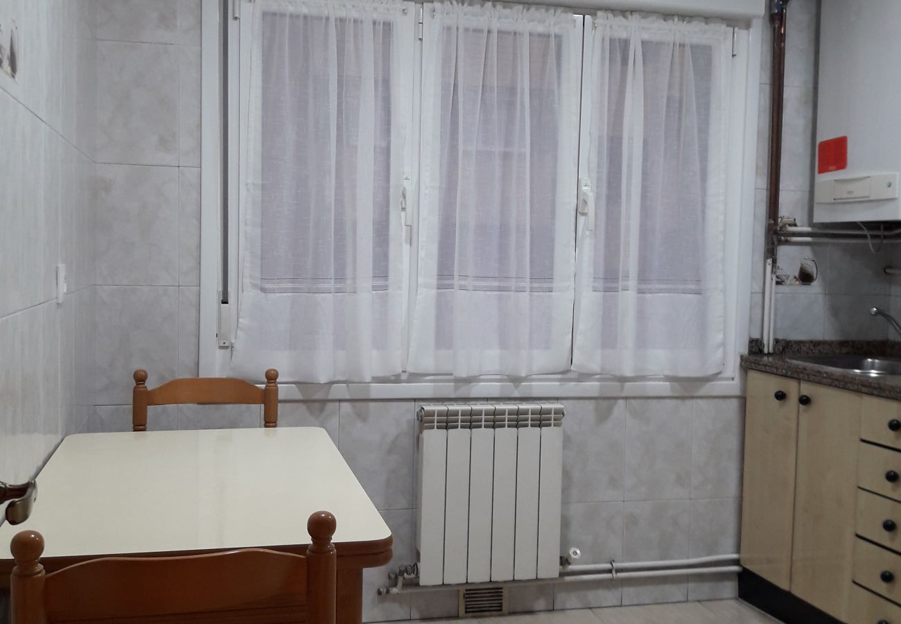 Apartment in Gijón - 1A161 Apartamento en Gijón 5 pax