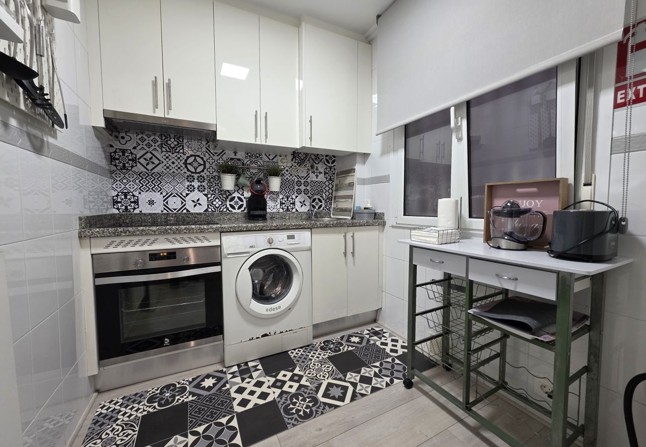 Apartment in Gijón - 1A162 Centro-Puerto deportivo