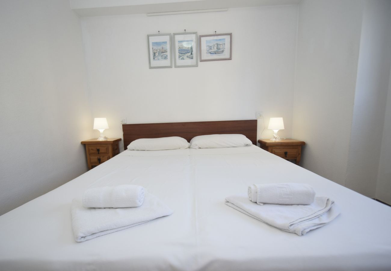 Apartment in Benidorm - GEMELOS 5 4C