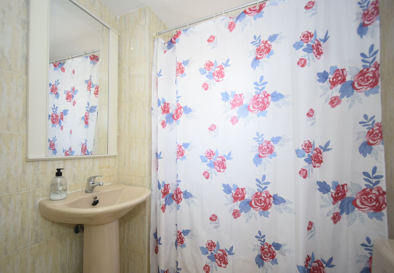 Apartment in Benidorm - GEMELOS 5 4C