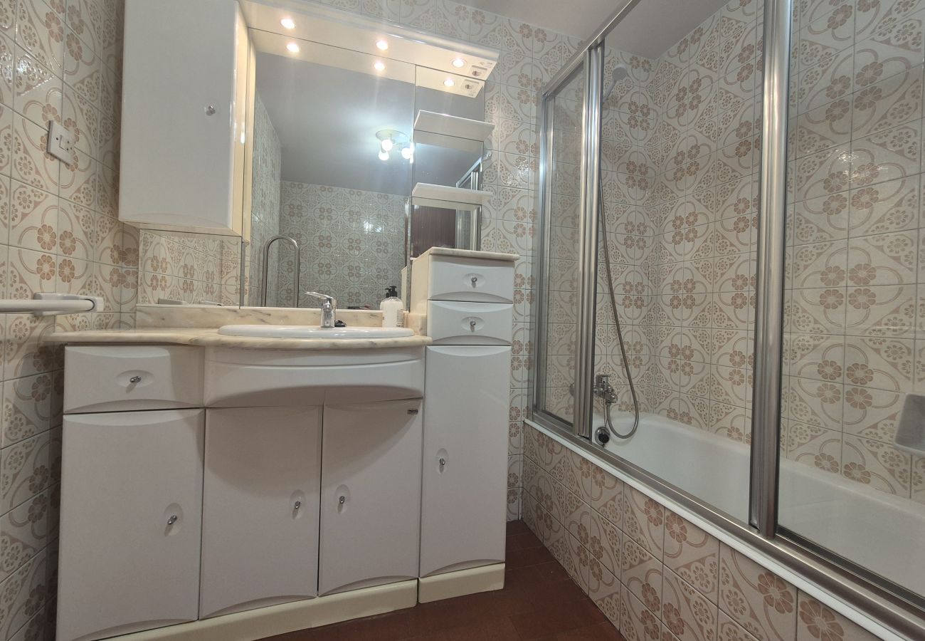 Apartment in Villaviciosa - 213A Apartamento Maximino