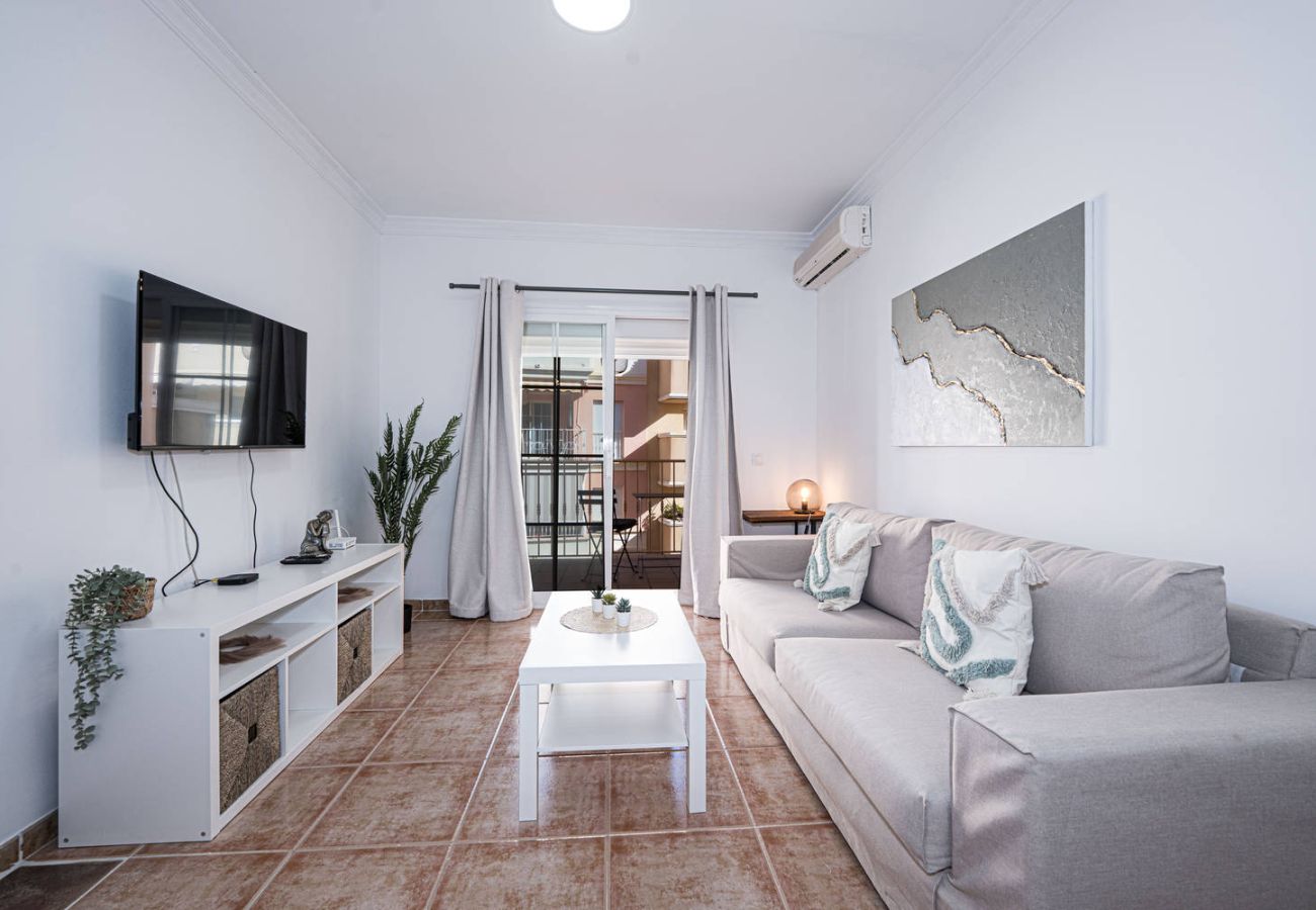 Bright and cosy lounge in Nerja, decorated in a modern style and fully equipped.