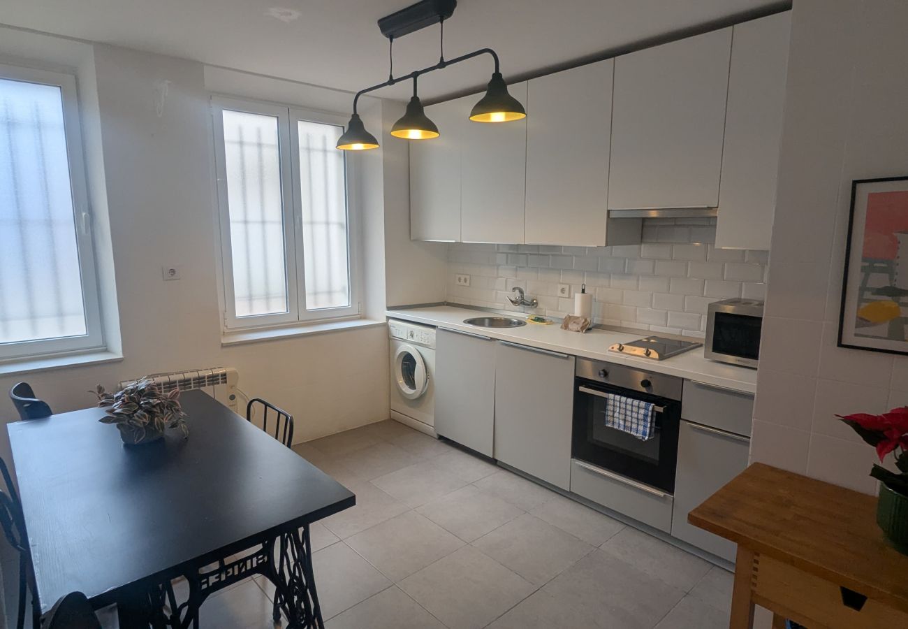 Apartment in Oviedo - 659A Apartamento céntrico para 3 personas