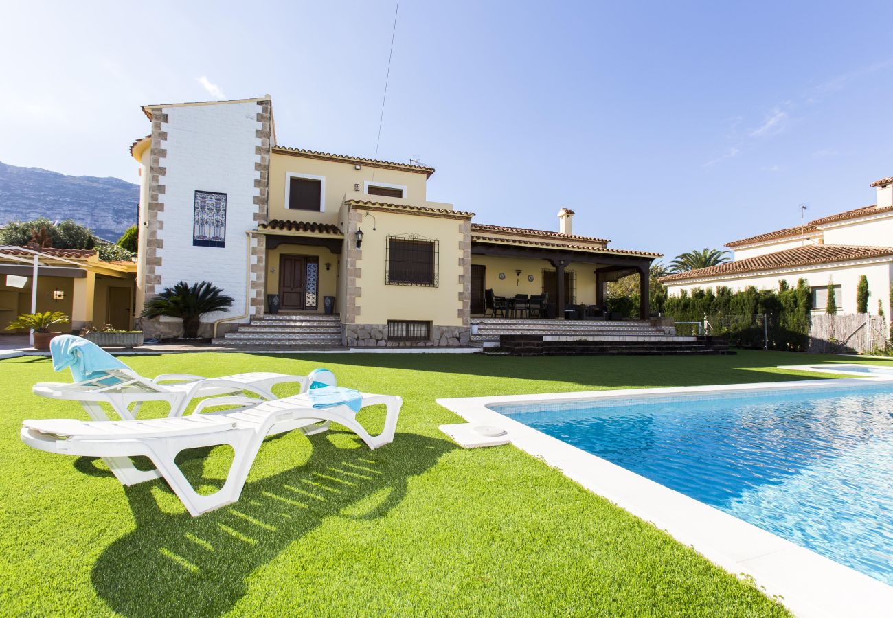 Villa in Denia - 057 Villa Altair