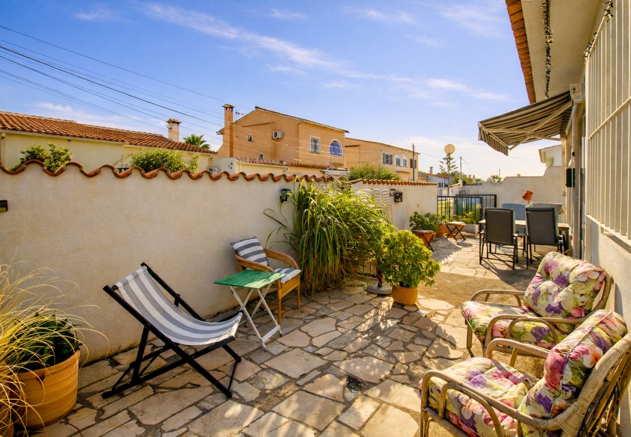 Villa in Alcocebre / Alcossebre - Villa privada con Chill Out y Barbacoa