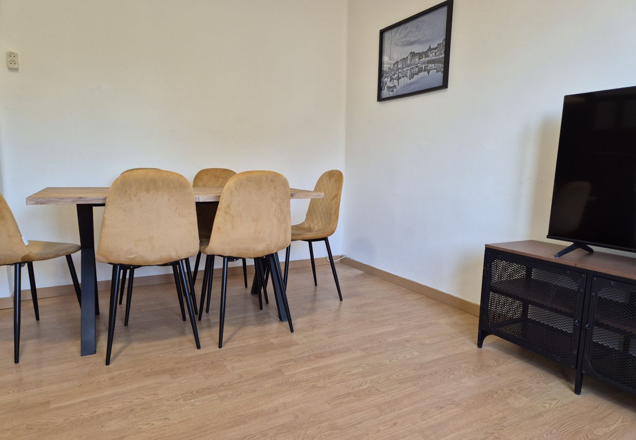 Apartment in Oviedo - 648A2 Apartamentos Mareval