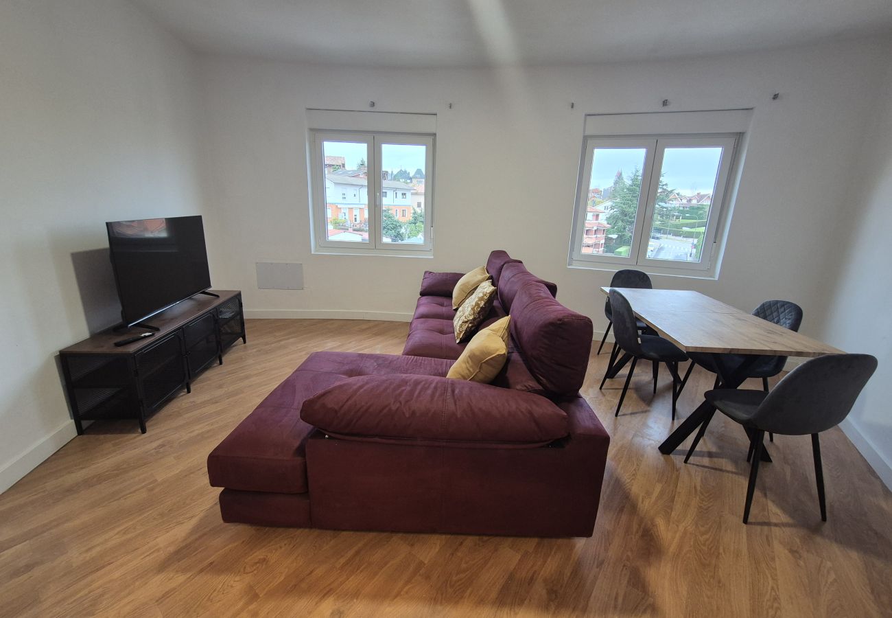 Apartment in Oviedo - 648D1 Apartamentos Mareval