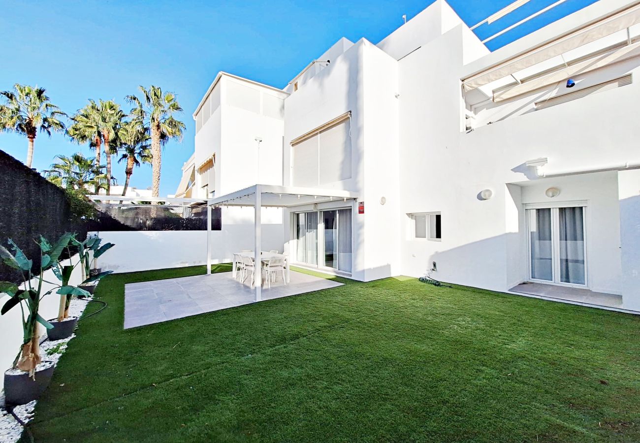 Apartment in Vera playa - Puerto Rey bajo