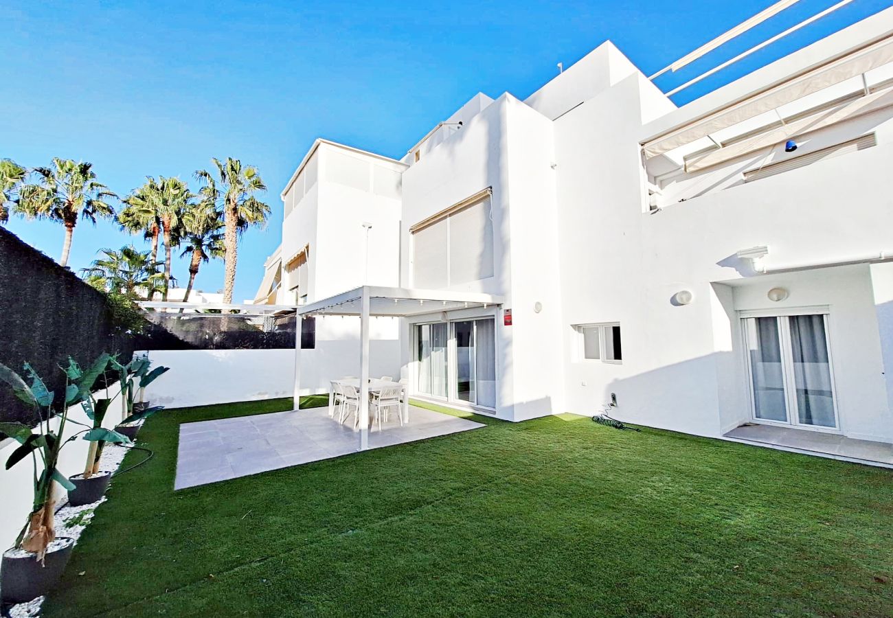 Apartment in Vera playa - Puerto Rey bajo