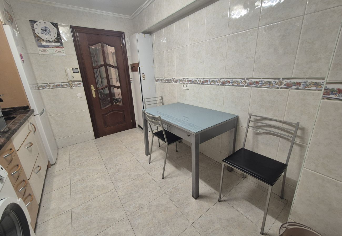 Apartment in Gijón - 1A168 ALQUILER TEMPORADA Apartamento con gran terr