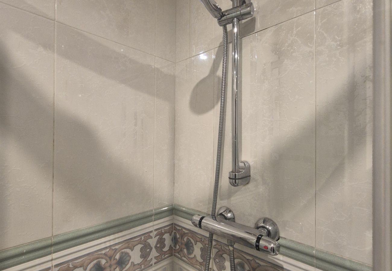 Apartment in Gijón - 1A168 ALQUILER TEMPORADA Apartamento con gran terr