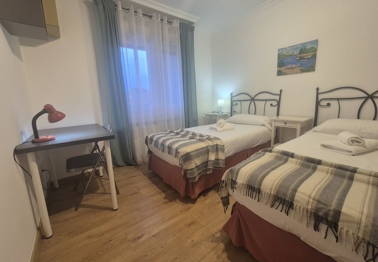 Apartment in Gijón - 1A169 Apartamento de 3 dormitorios  en Gijón